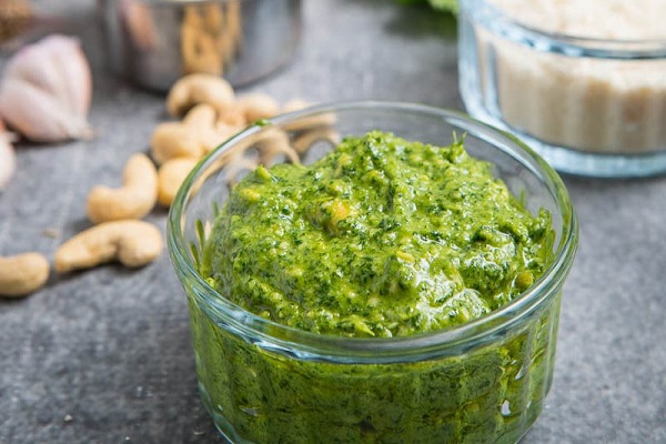 hình ảnh xốt pesto basil